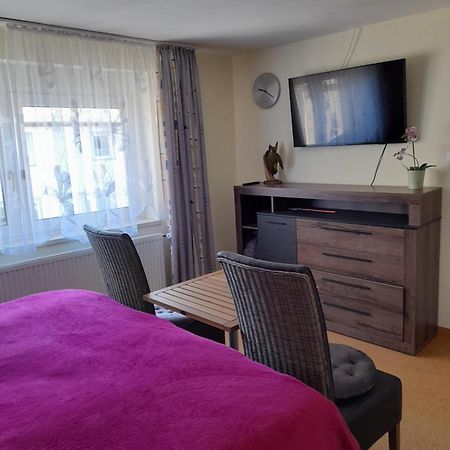 Apartmán Haus Am Huegel Altstrimmig Exteriér fotografie